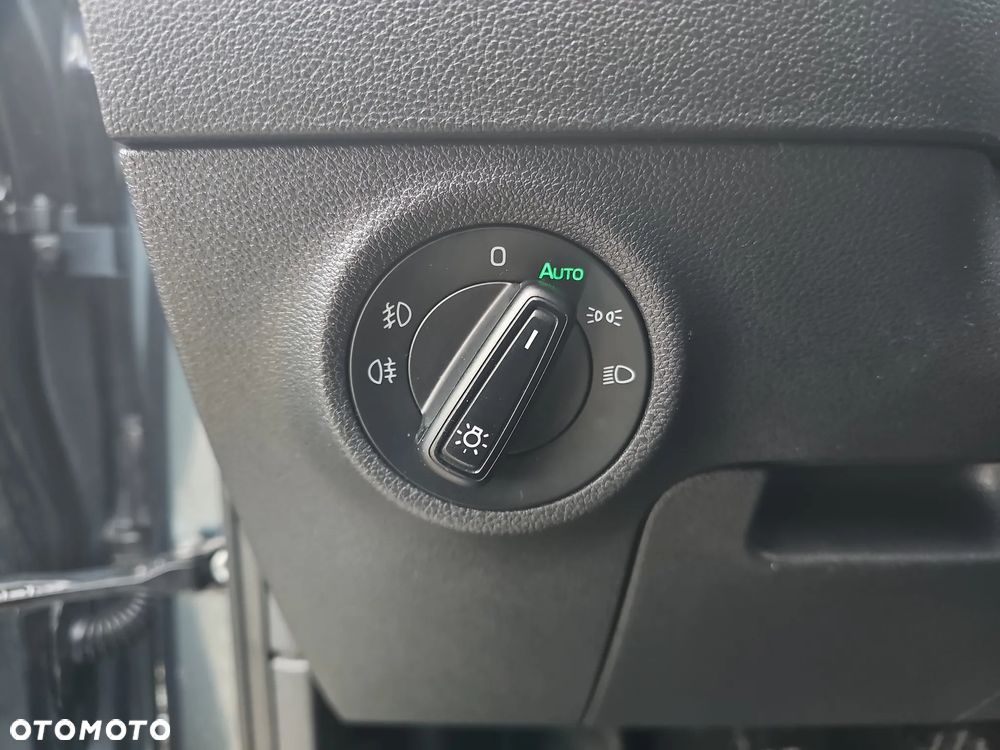 Skoda Karoq 1.5 TSI ACT 4x2 Ambition - 18