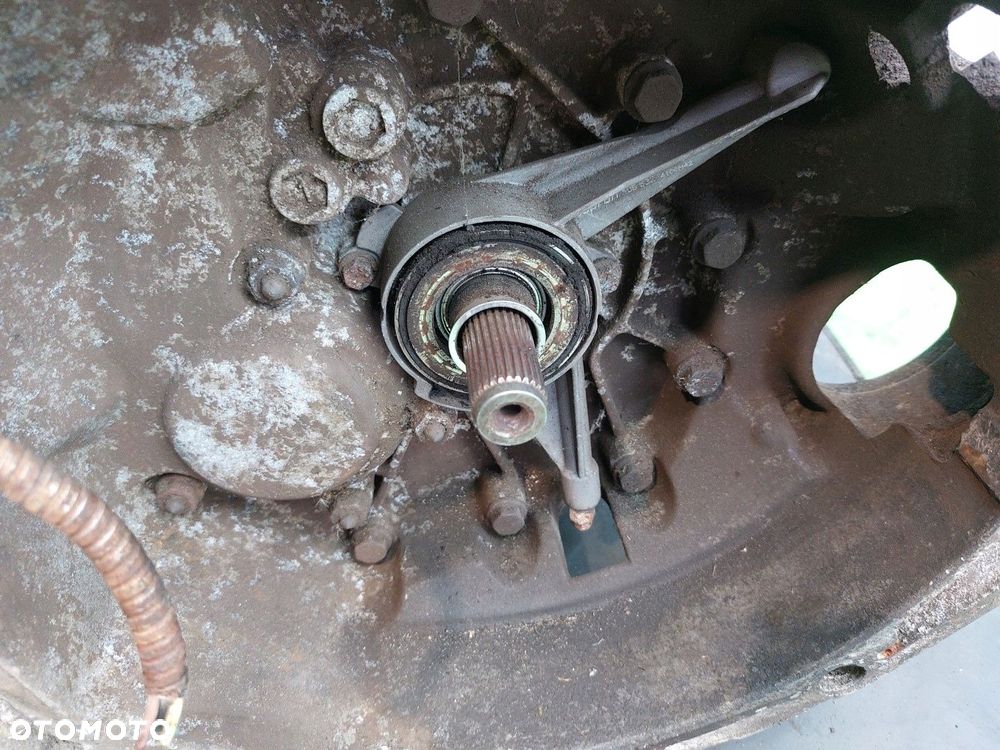 Skrzynia biegów Manualna VW Transporter T4 1992-2003 2.5 TDI KOD:AFK - 5