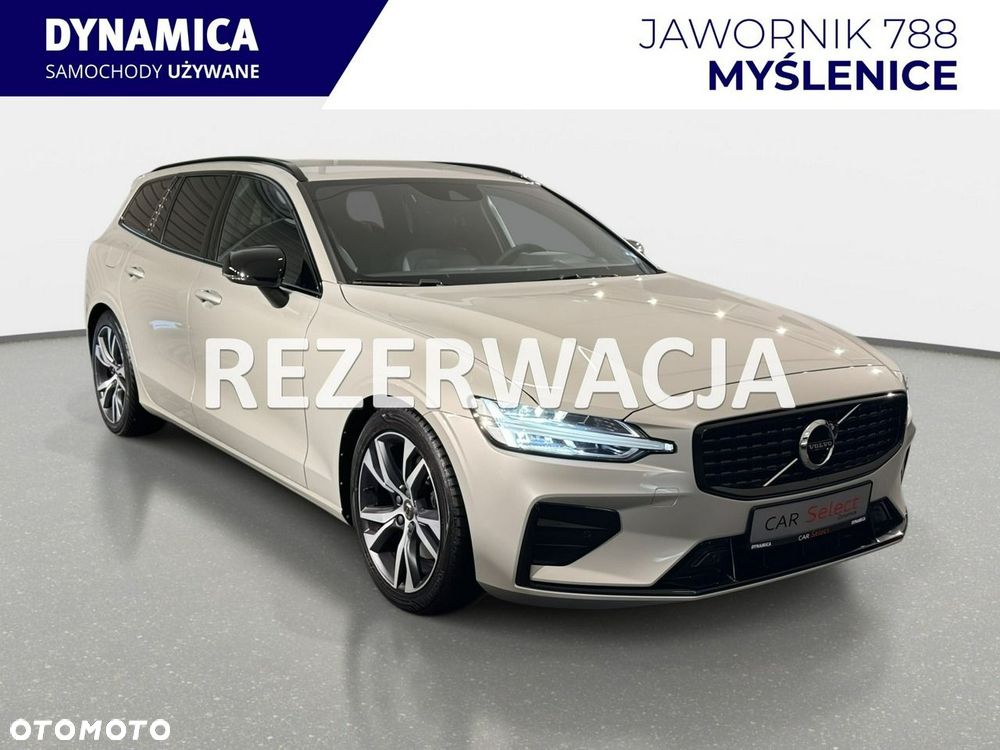 Volvo V60 B4 B R-Design - 2