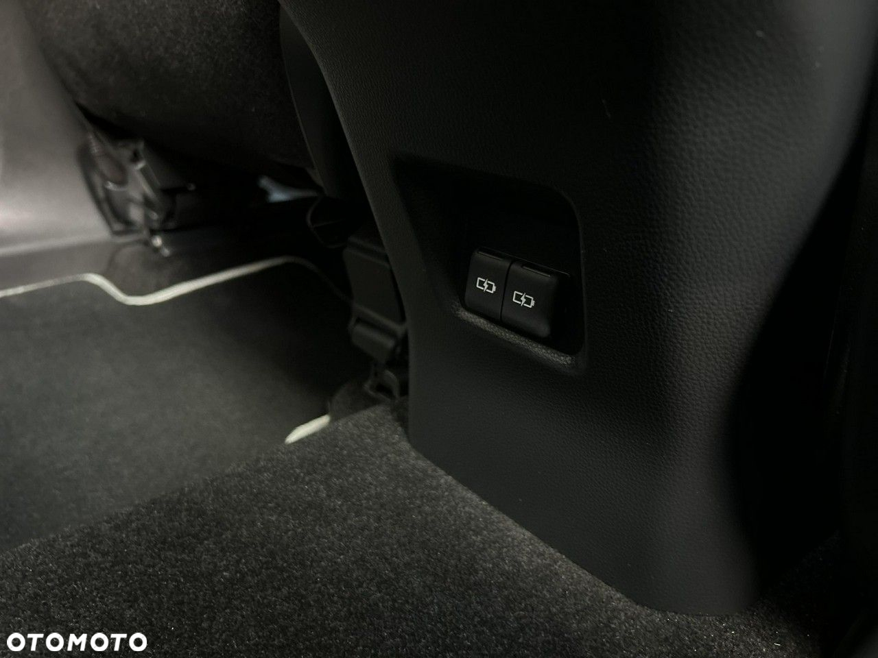Toyota RAV4 - 29