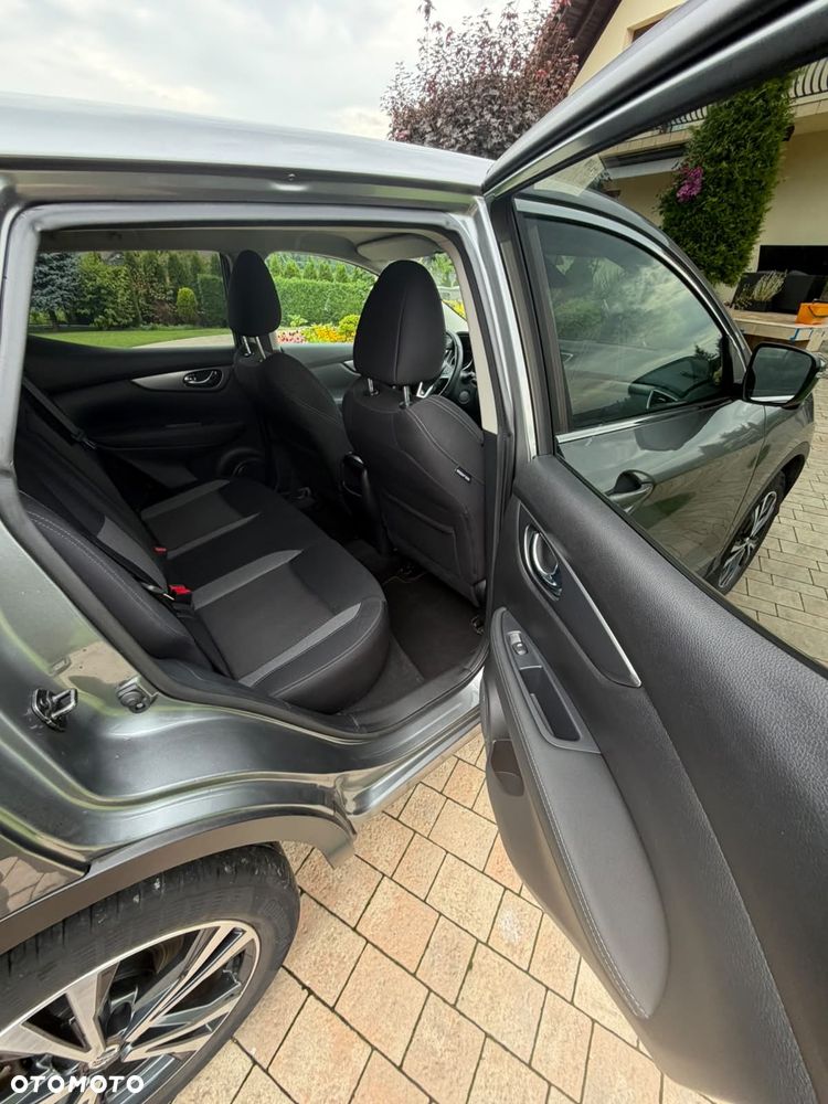 Nissan Qashqai 1.3 DIG-T N-Connecta DCT - 22