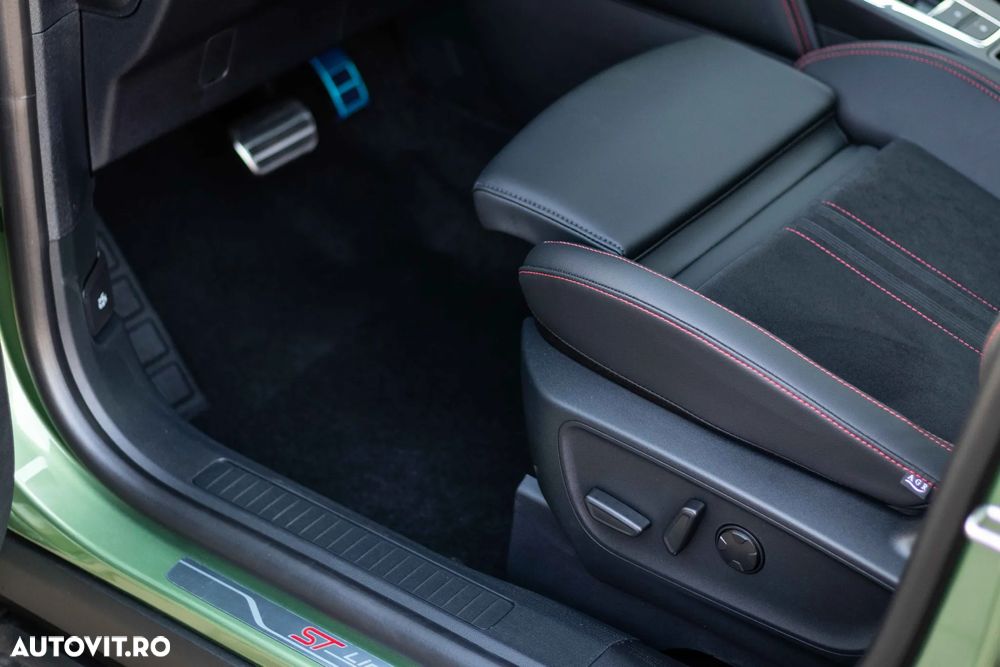 Ford Kuga 1.5 EcoBoost A8 FWD ST-Line X - 11