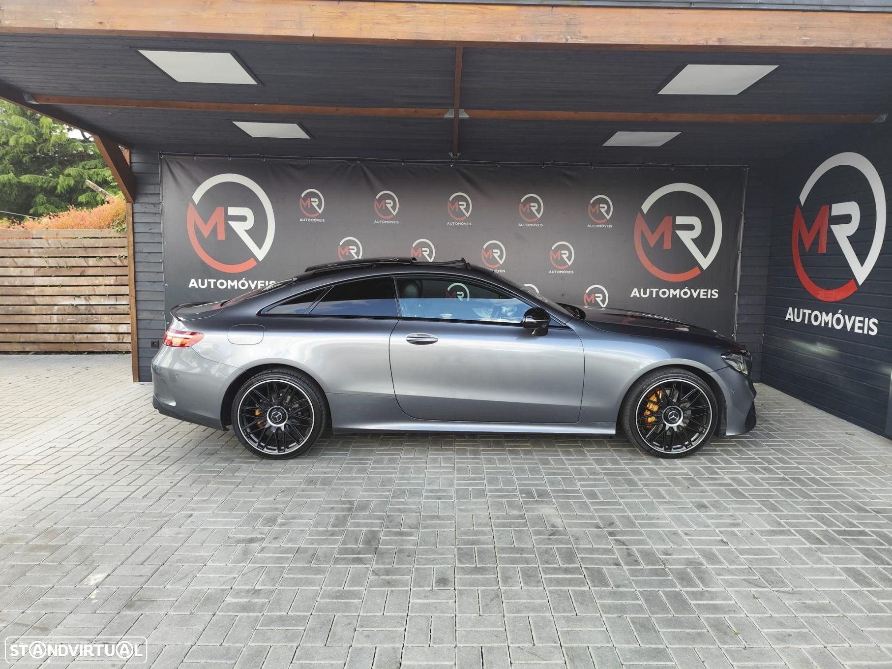 Mercedes-Benz E 220 d AMG Line - 6