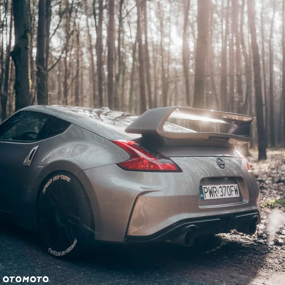 Nissan 370 Z - 15