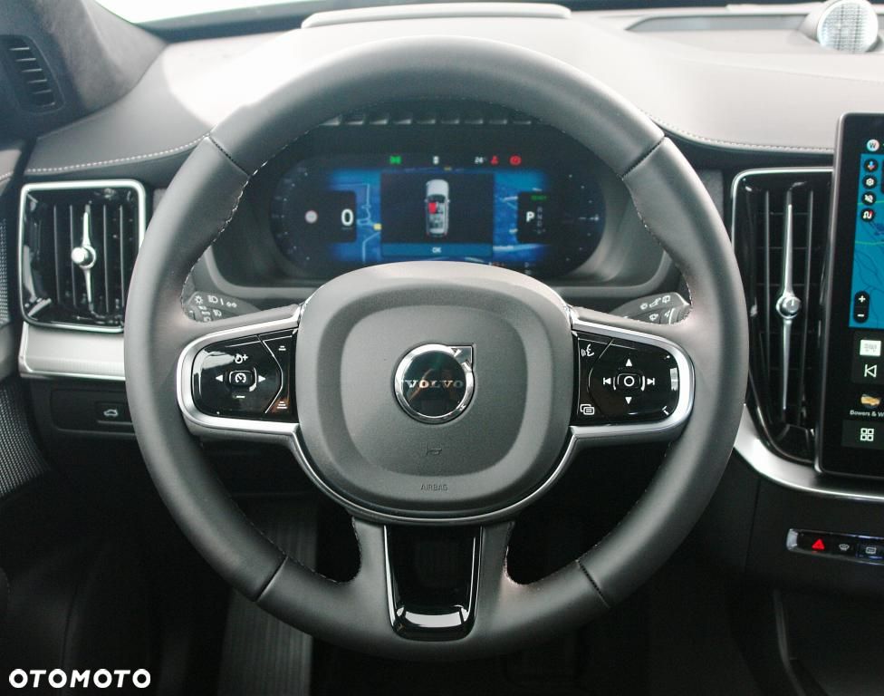 Volvo XC 90 T8 AWD Plug-In Hybrid Ultra Black Edition 7os - 11
