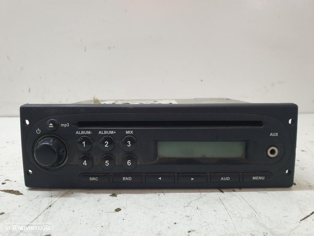 SISTEMA DE ÁUDIO RÁDIO CD RENAULT KANGOO II FKW0 - 1