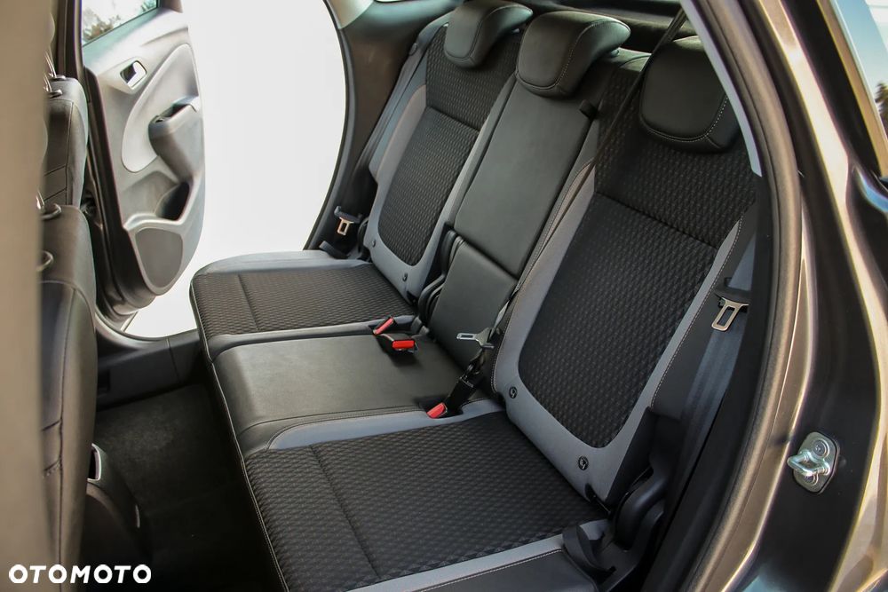 Opel Crossland X 1.2 Start/Stop Innovation - 29