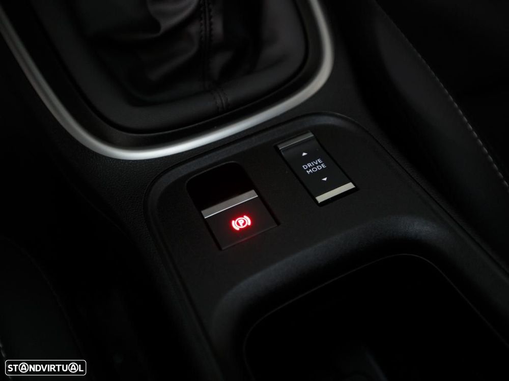 Jeep Avenger 1.2 GSE T3 Turbo-Benzin GDI Altitude - 28