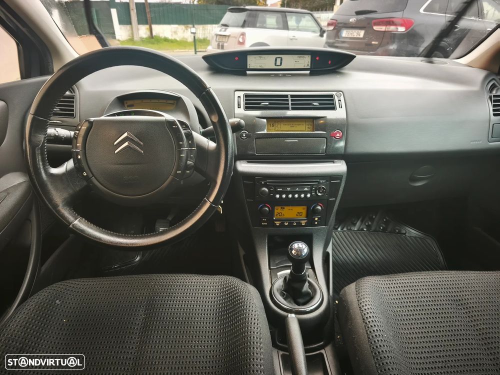 Citroën C4 1.6 HDi 110 VTR Pack - 21