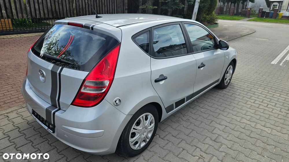 Hyundai i30 1.4 Comfort - 3