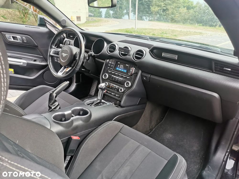Ford Mustang 2.3 EcoBoost - 11