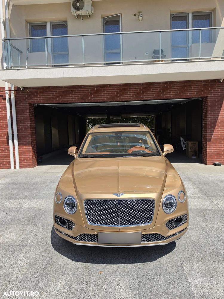 Bentley Bentayga - 2