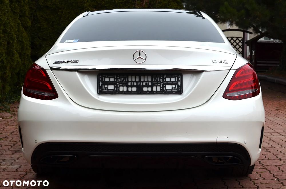 Mercedes-Benz Klasa C AMG 43 4Matic 9G-TRONIC - 7