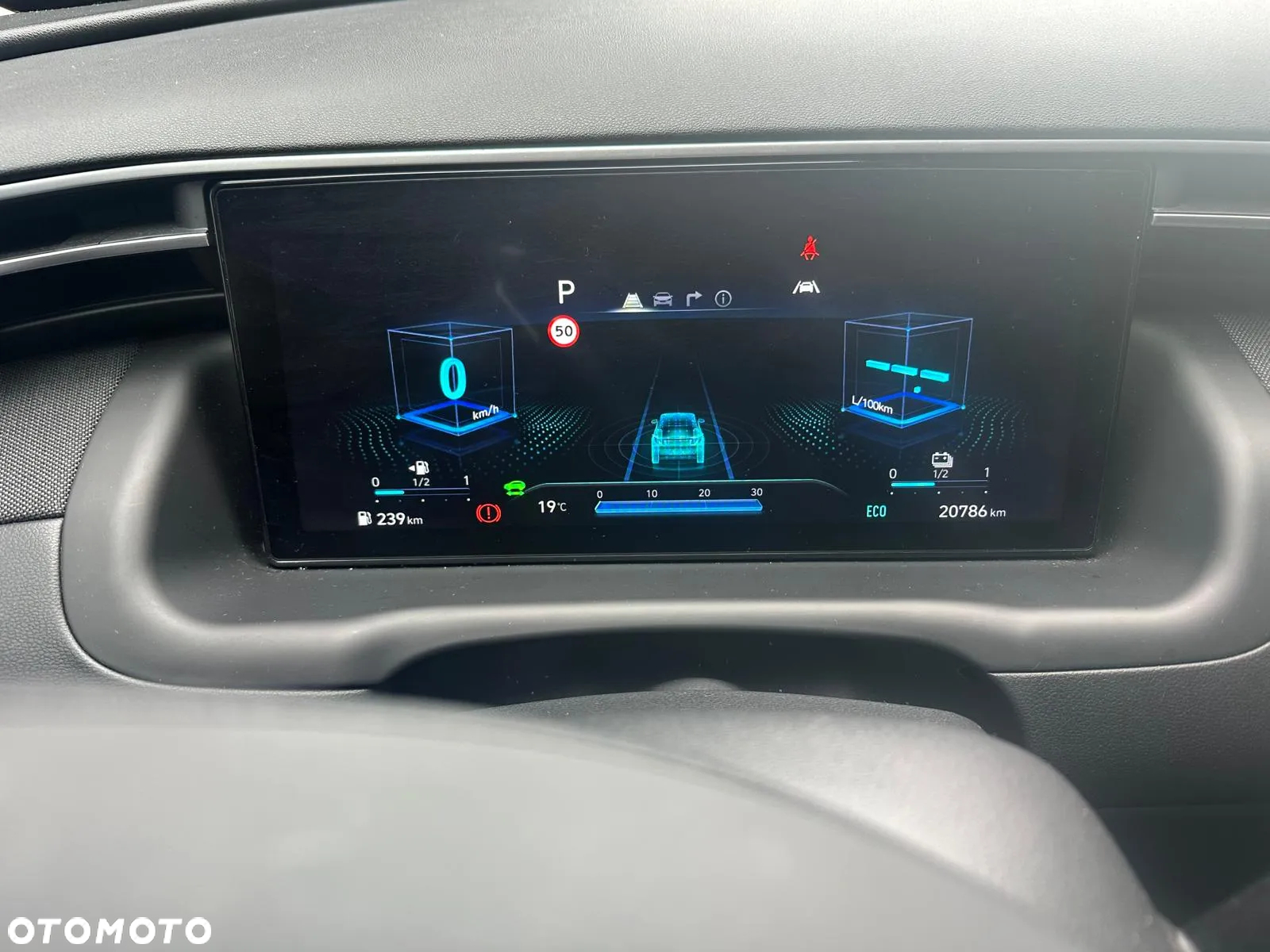 Hyundai Tucson 1.6 T-GDi HEV Executive 2WD - 12