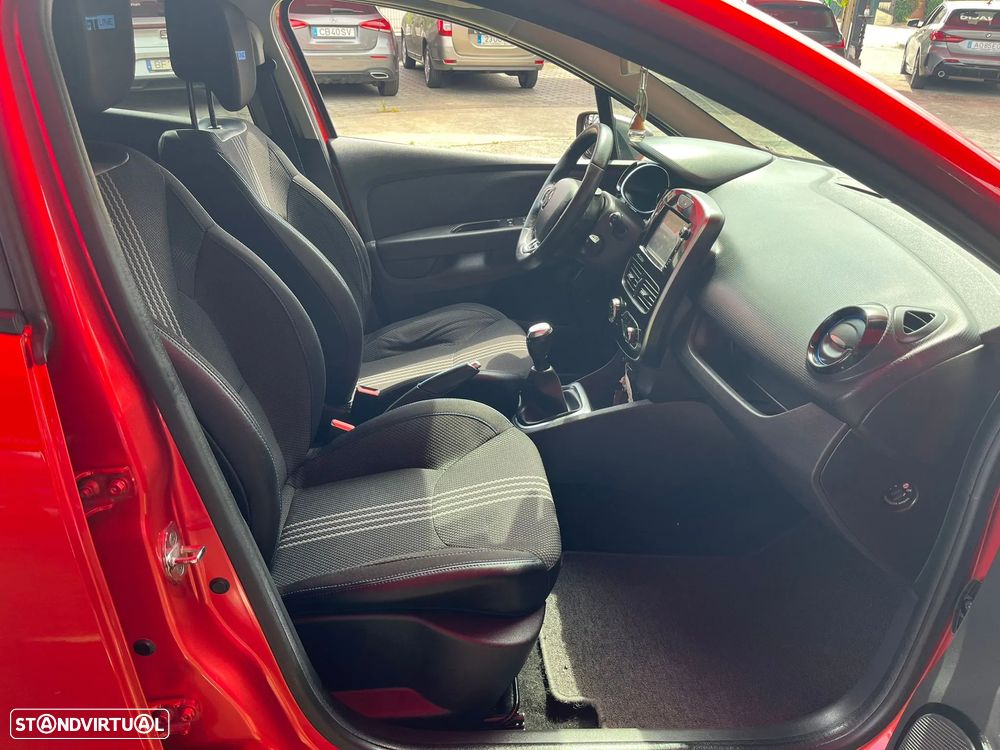 Renault Clio Break - 12