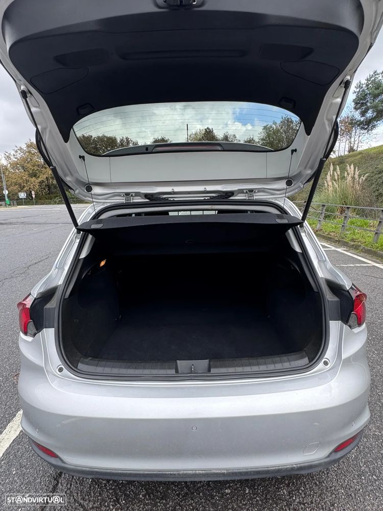 Fiat Tipo 1.3 M-Jet Easy - 4