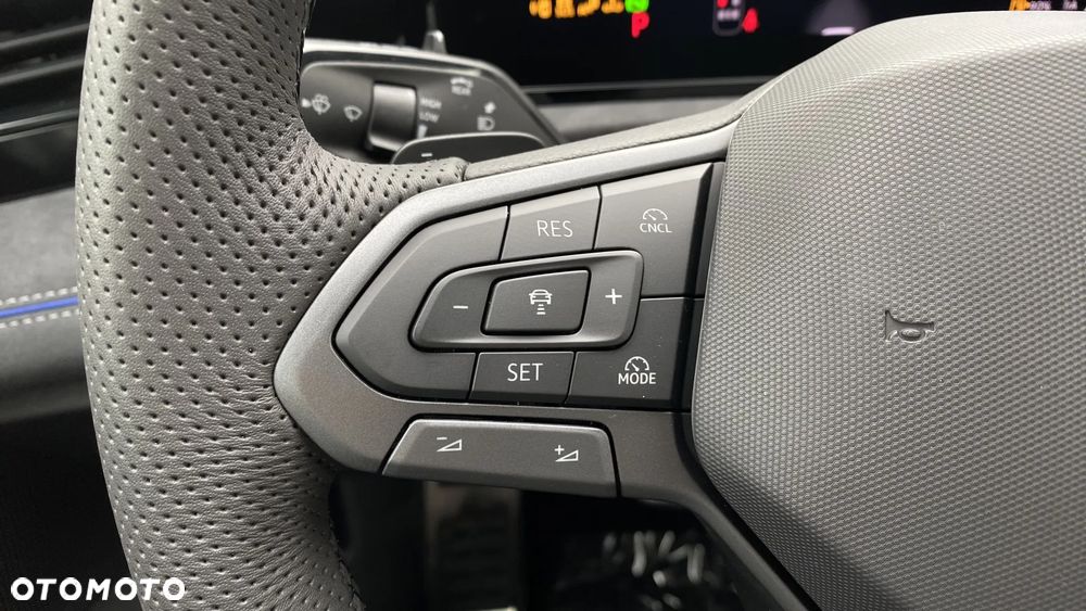 Volkswagen Tiguan 2.0 TDI 4Mot R-Line Plus DSG - 10