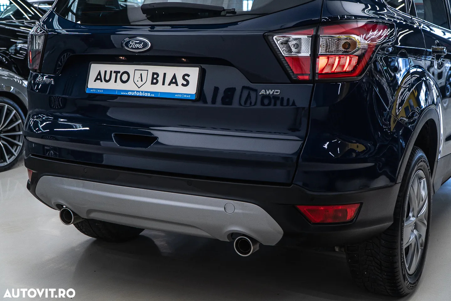 Ford Kuga 2.0 TDCi 4WD Powershift Titanium - 13