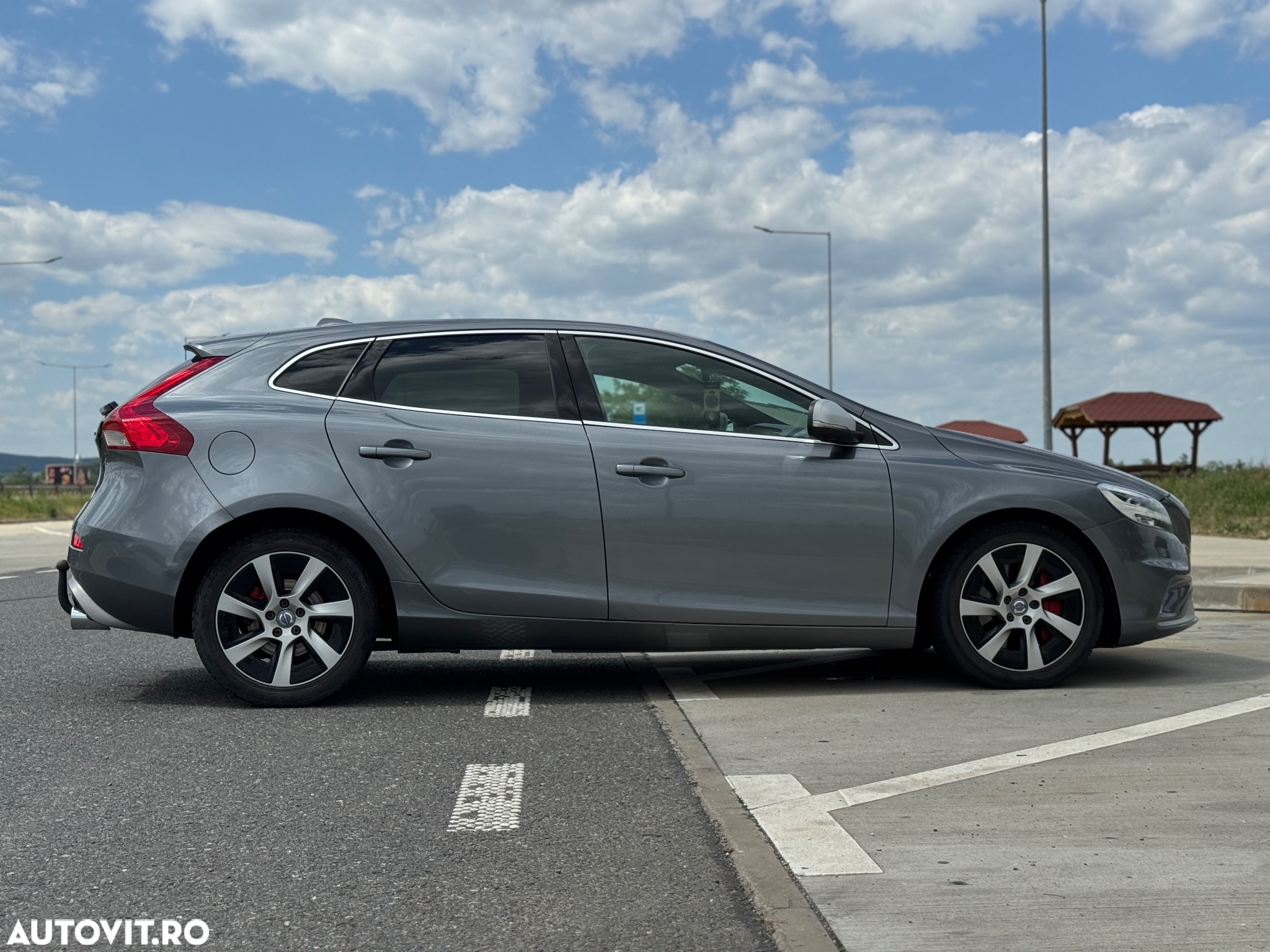 Volvo V40 D3 Geartronic R Design - 5