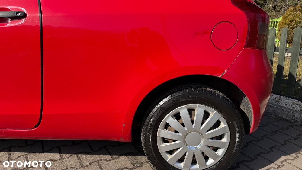 Toyota Yaris 1.3 Luna - 4