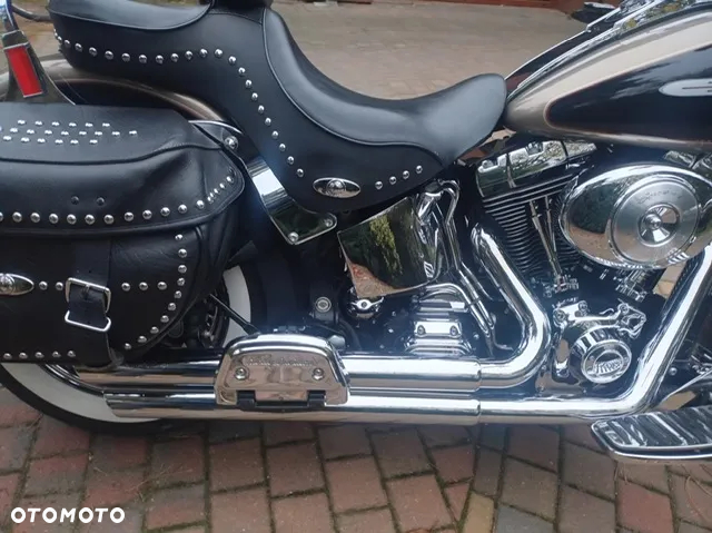 Harley-Davidson Softail Heritage Classic - 10