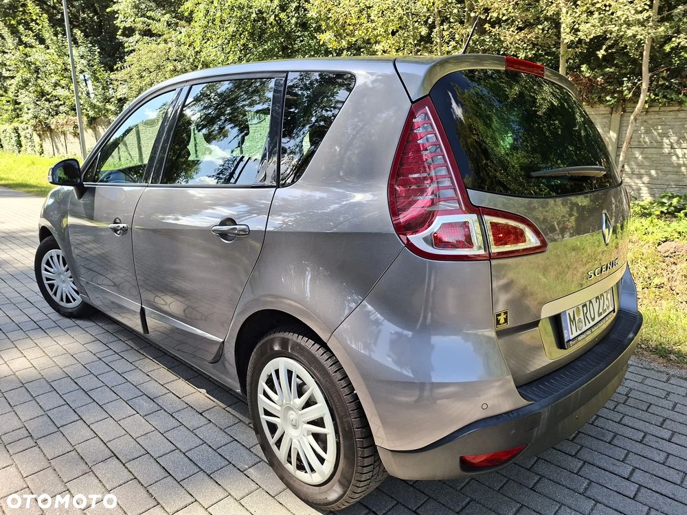 Renault Scenic 1.4 16V TCE Bose Edition - 9