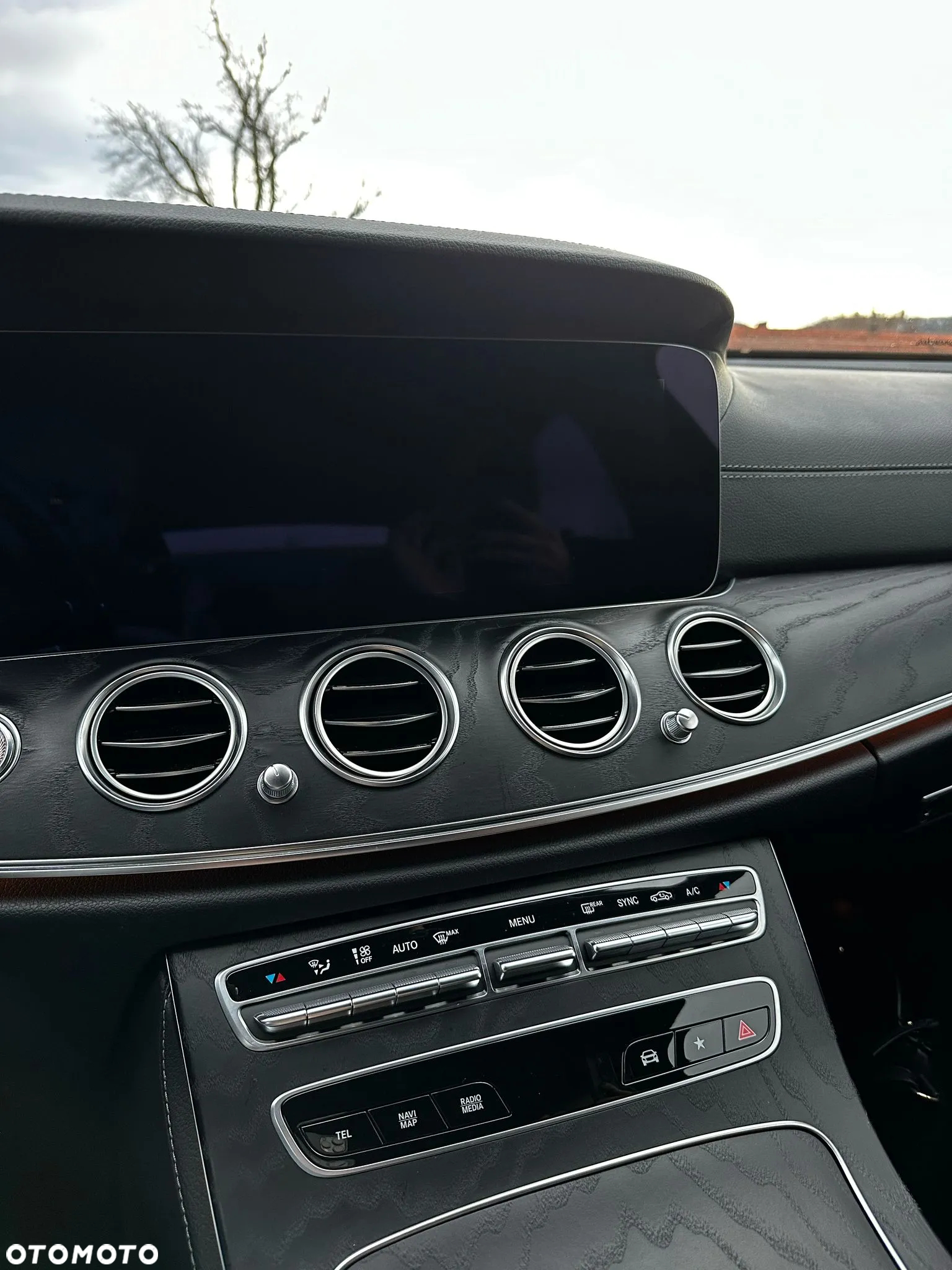 Mercedes-Benz Klasa E - 13