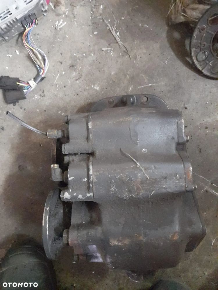 Przystawka odbioru mocy SCANIA 94 114 124 !! - 2