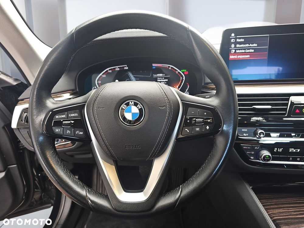 BMW Seria 5 520d xDrive MHEV Luxury Line - 13