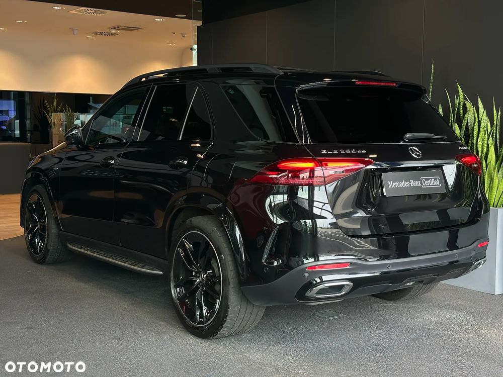 Mercedes-Benz GLE 350 de PHEV 4-Matic AMG Line - 4