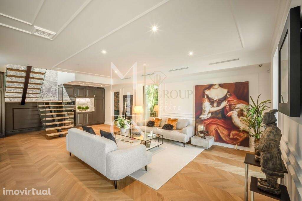 Moradia T3 +1 no centro de Cascais com piscina - Grande imagem: 4/60