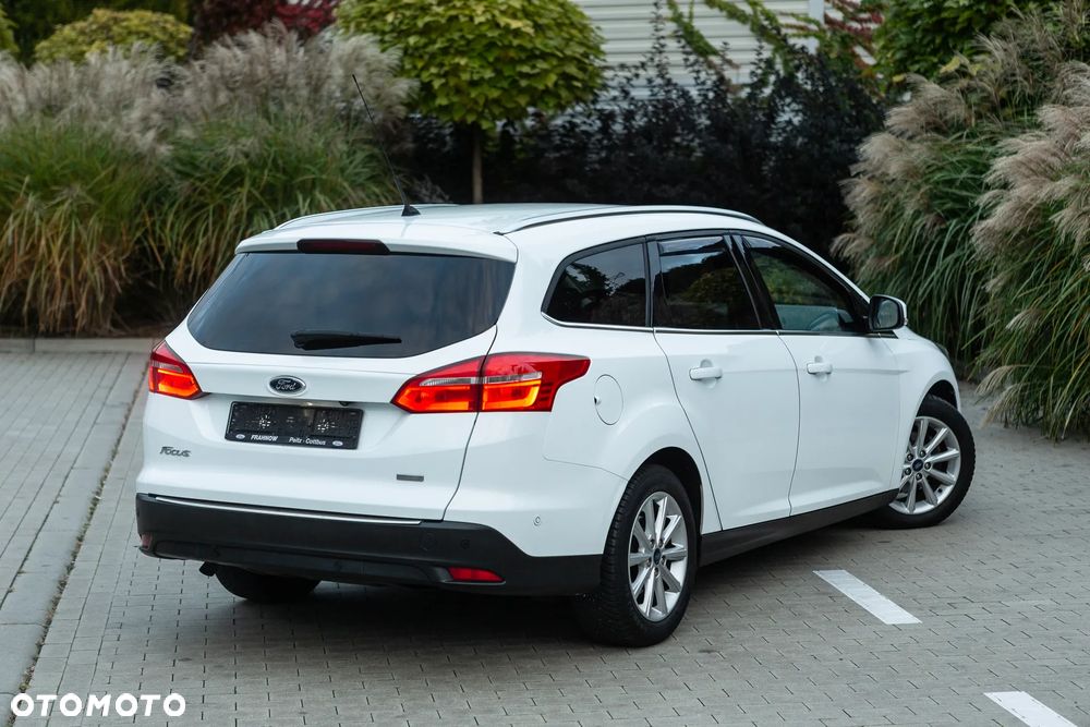 Ford Focus - 20