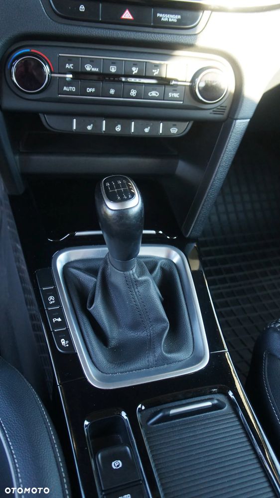 Kia XCeed 1.5 T-GDI L Business Line - 25