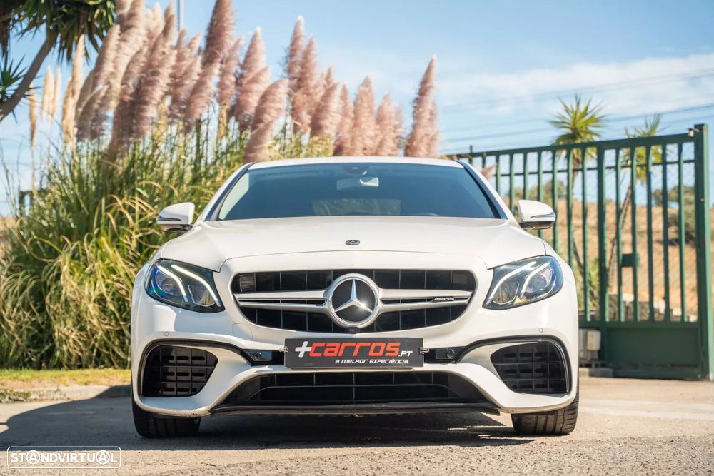 Mercedes-Benz E 220 - 4