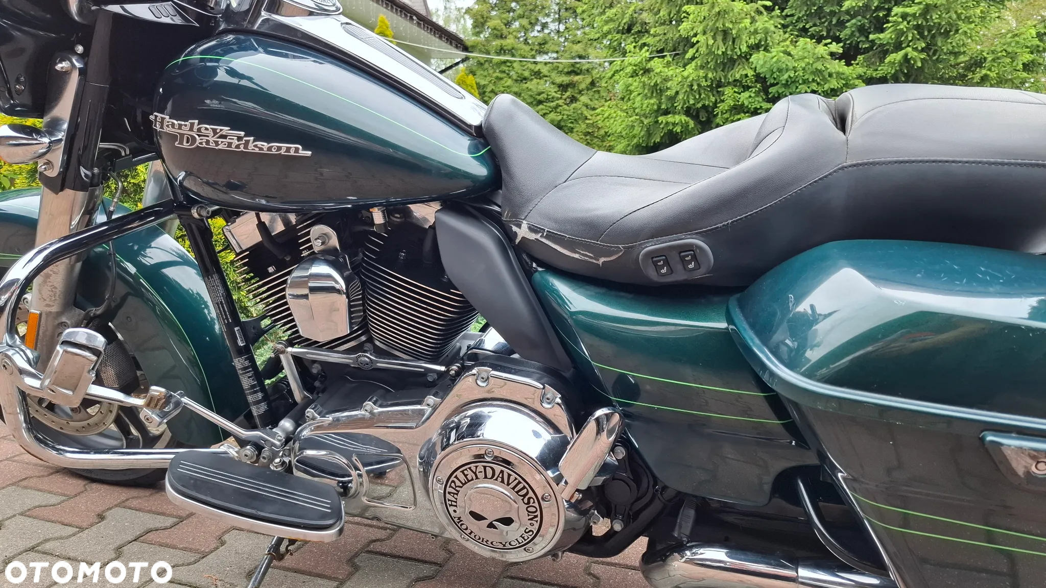 Harley-Davidson Touring Street Glide - 17