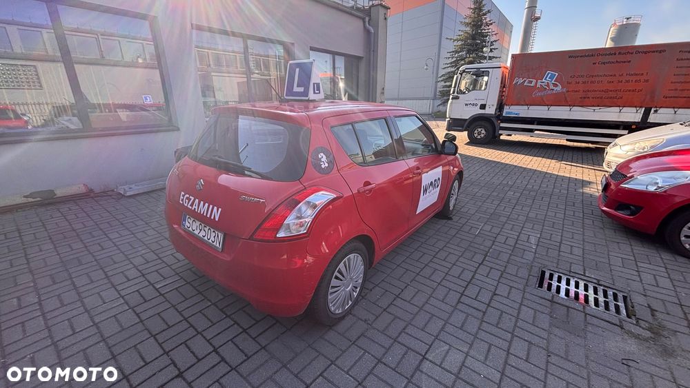 Suzuki Swift 1.2 Club - 4
