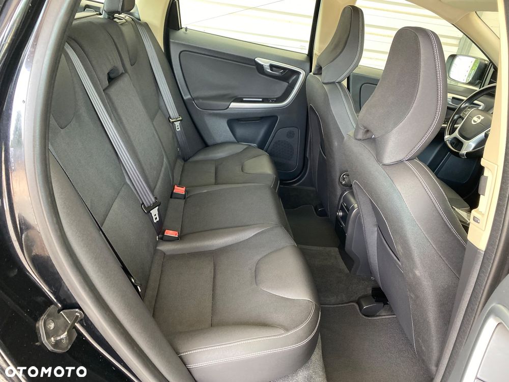 Volvo XC 60 D3 Summum - 16