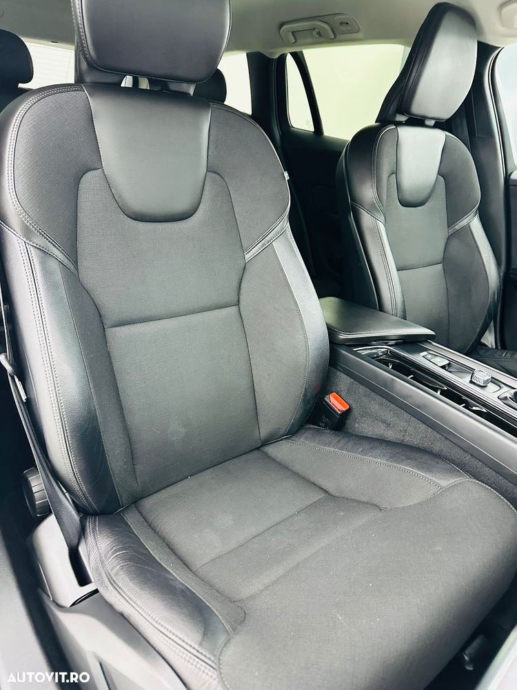 Volvo V60 D4 Momentum Pro - 17