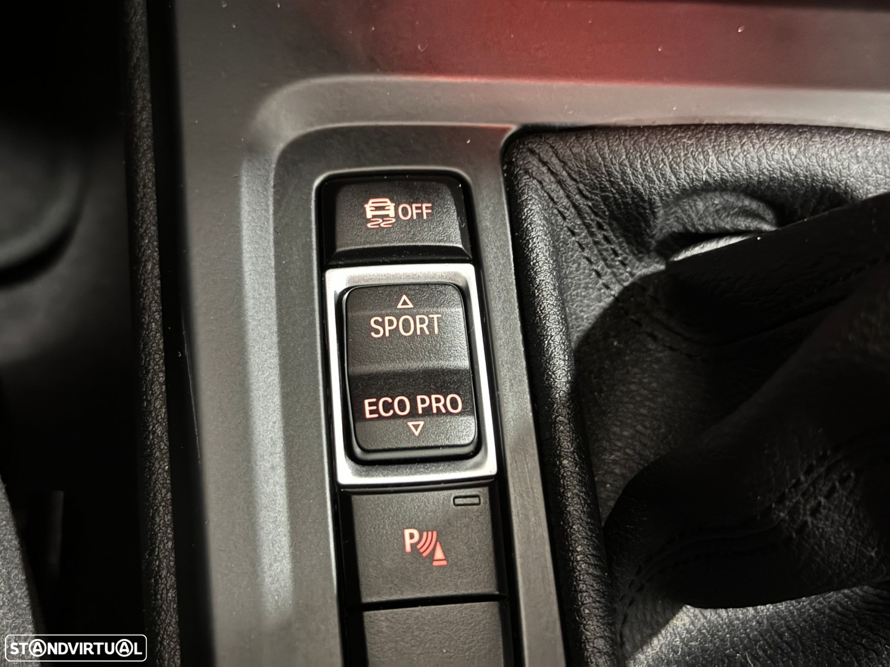BMW X1 16 d sDrive Advantage - 28