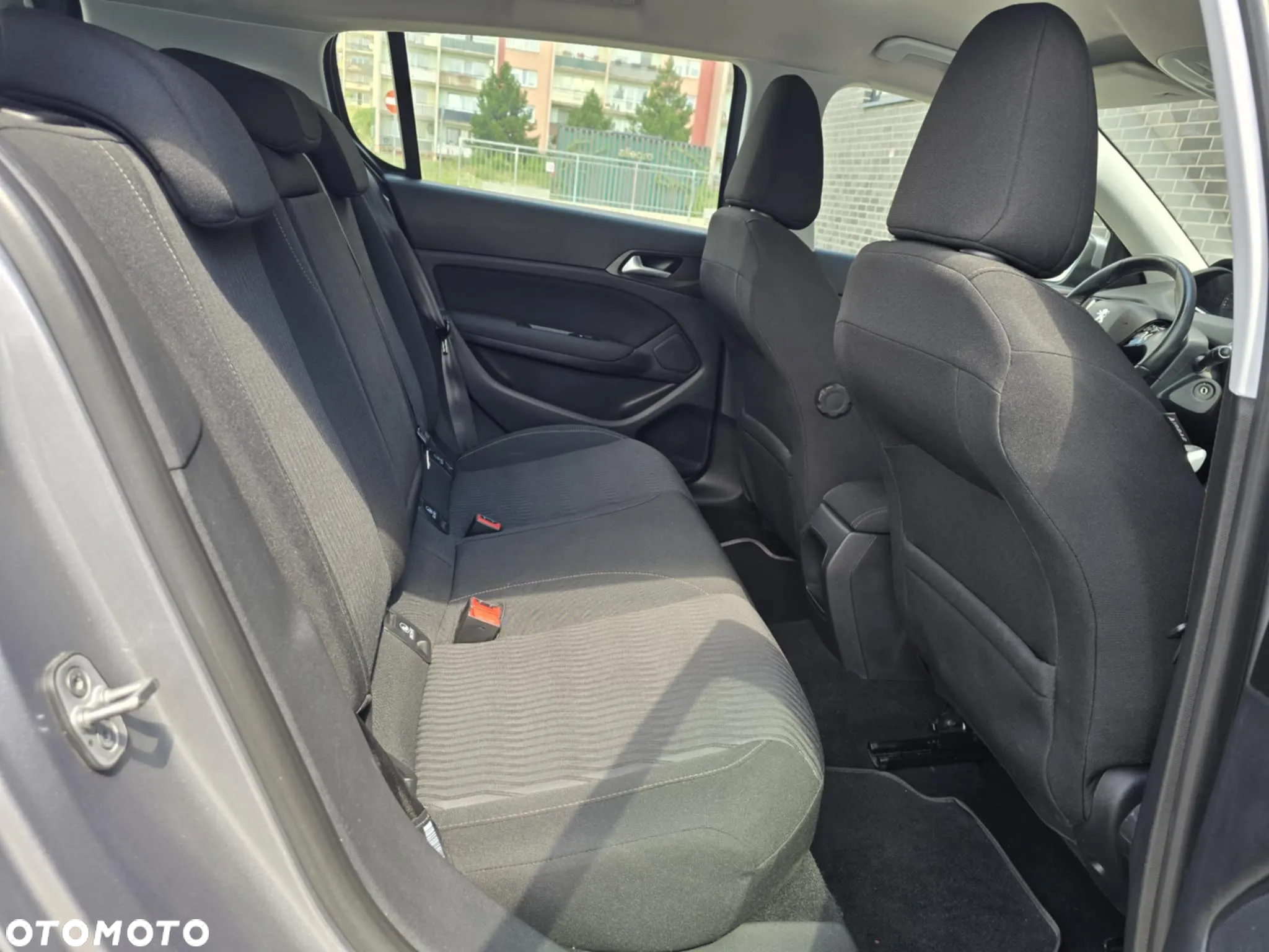 Peugeot 308 1.6 BlueHDi Business Line S&S - 23