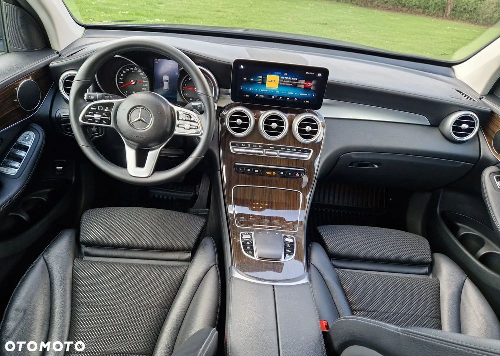 Mercedes-Benz GLC 200 d 4Matic 9G-TRONIC AMG Line - 5