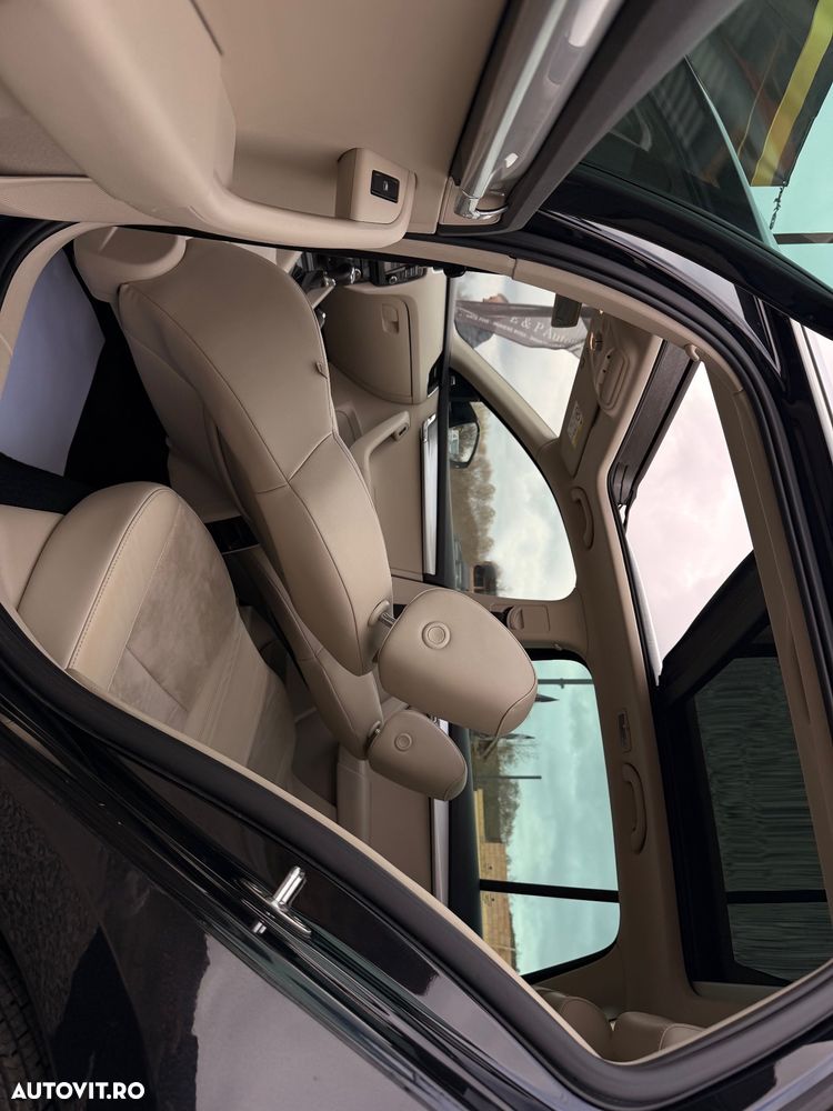 Skoda Octavia 1.6 TDI DPF DSG IMPULS EDITION - 22