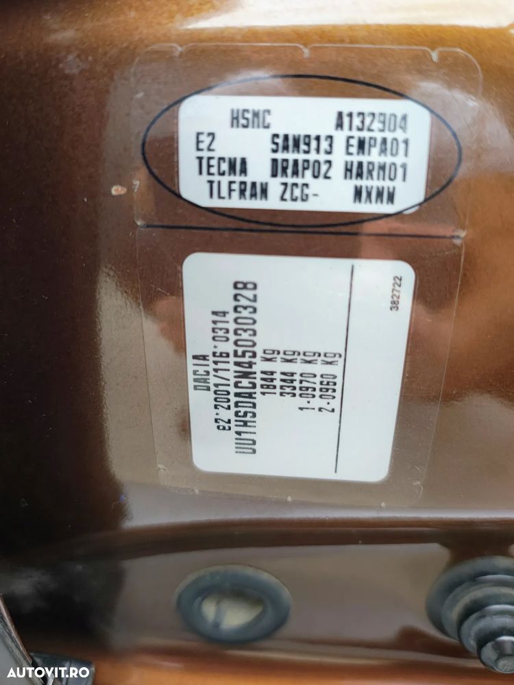 Dacia Duster dCi 110 FAP 4x4 Laureate - 8