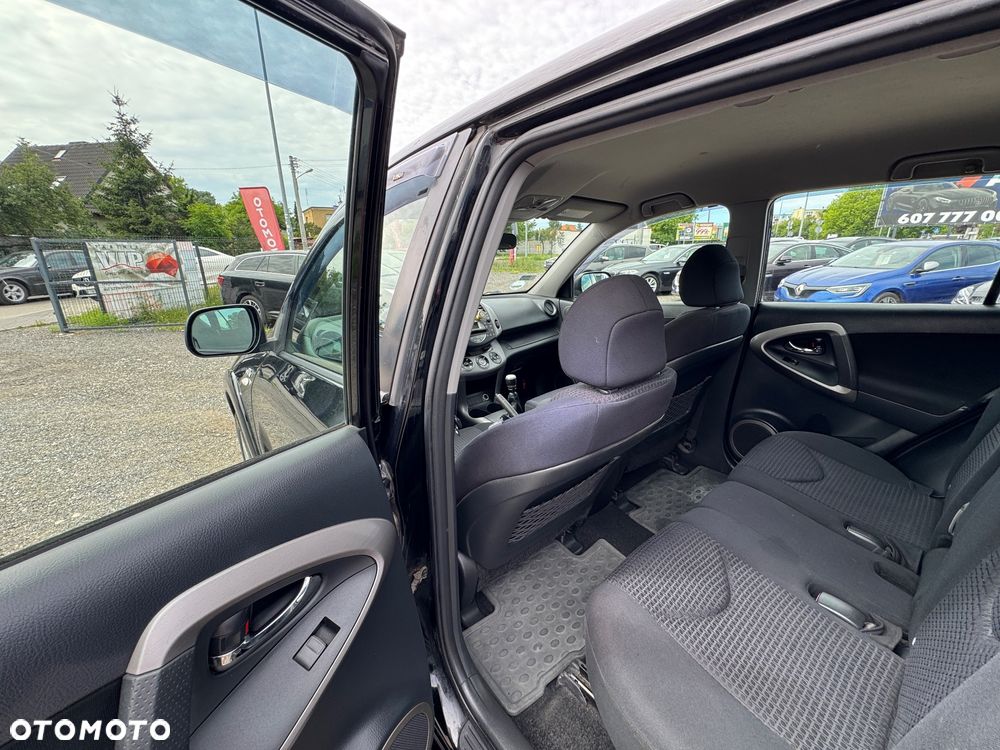 Toyota RAV4 2.2 D-CAT 4x4 Executive - 25