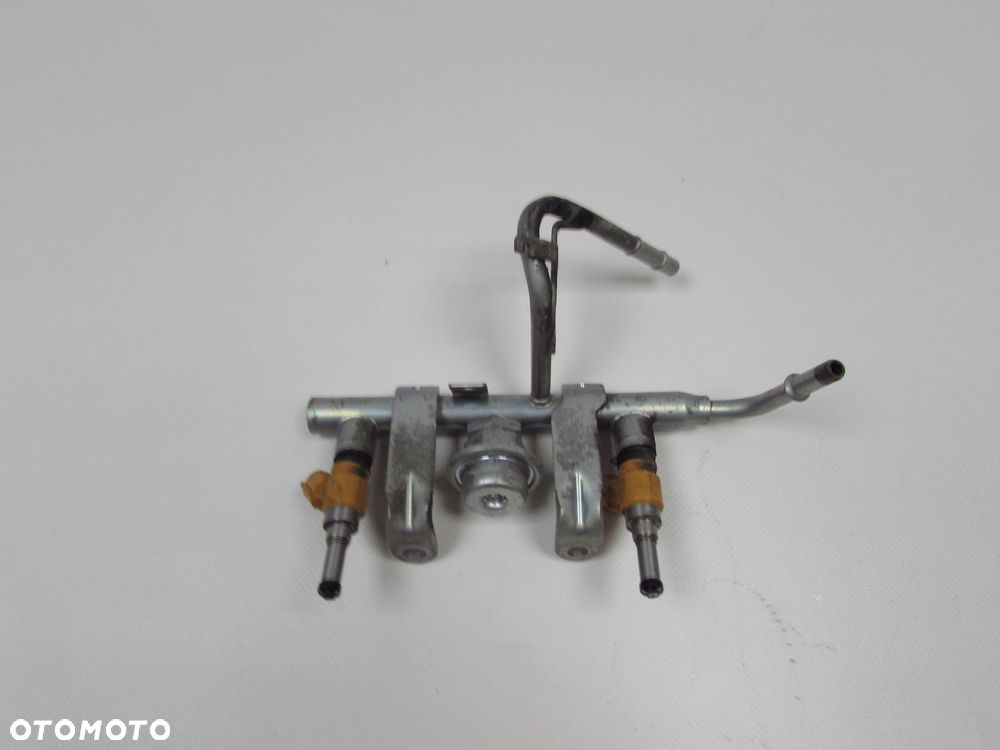 SUBARU BRZ GT86 FRS 2.0 BOXER WTRYSKIWACZ PALIWA 192032506 - 1