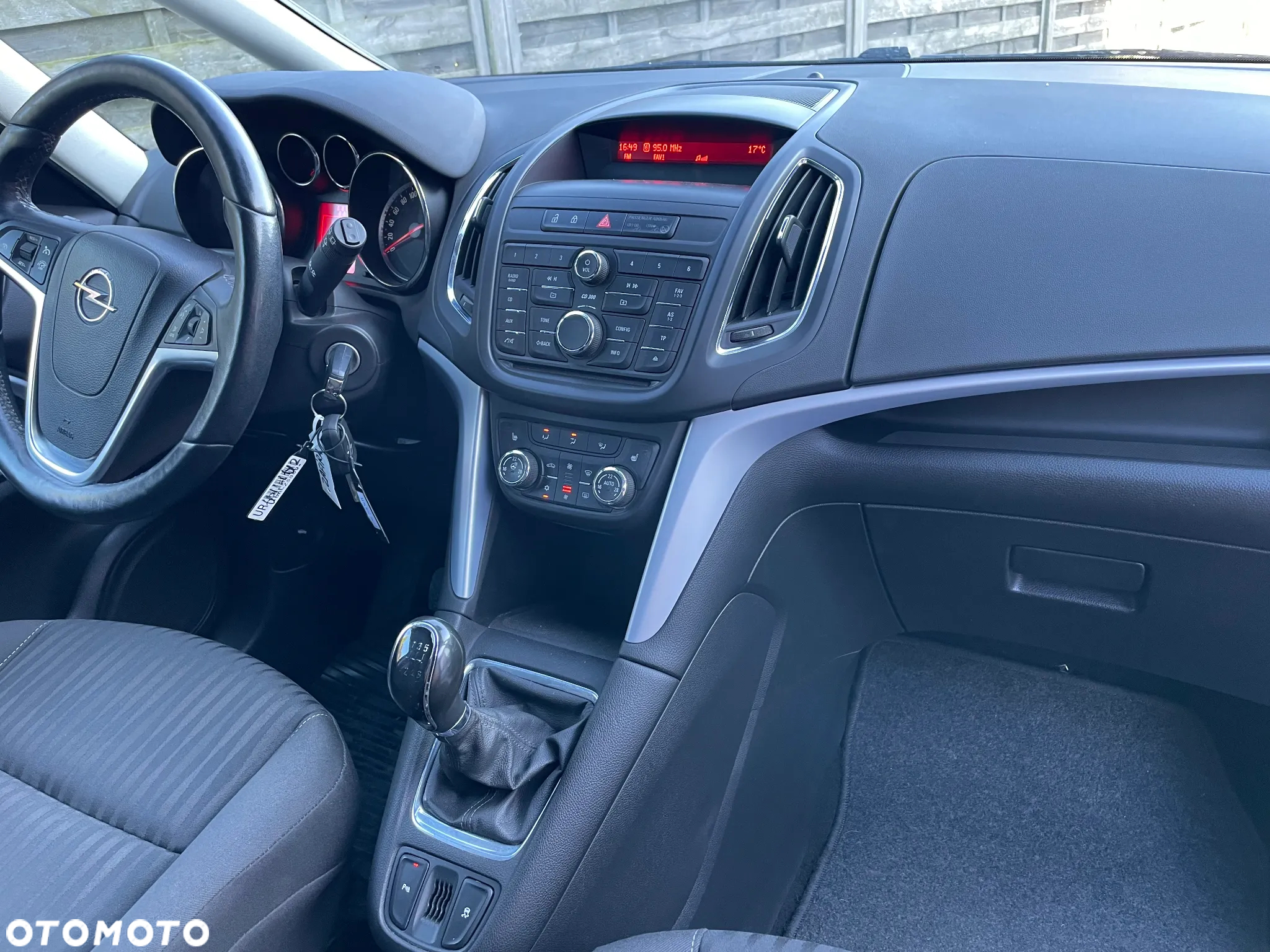 Opel Zafira - 15