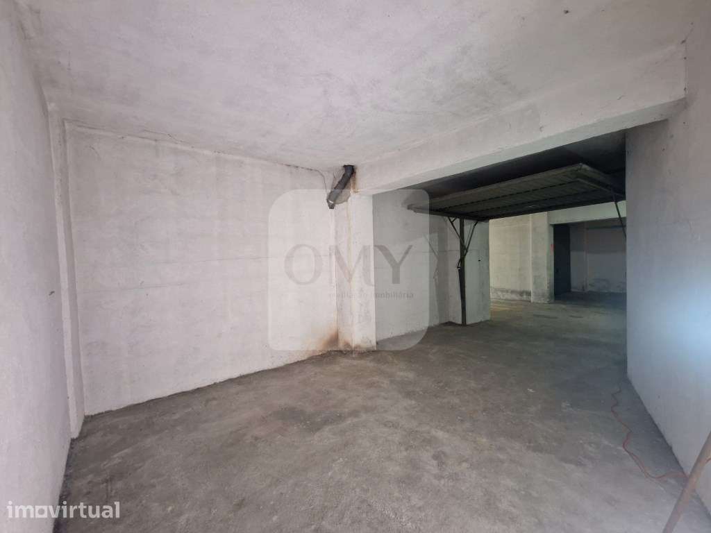 Garagem fechada com 22 m2 na Nª Sra. da Conceição em Vila Real - Grande imagem: 3/8