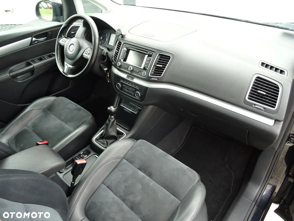 Volkswagen Sharan 2.0 TDI Blue Motion Highline - 5