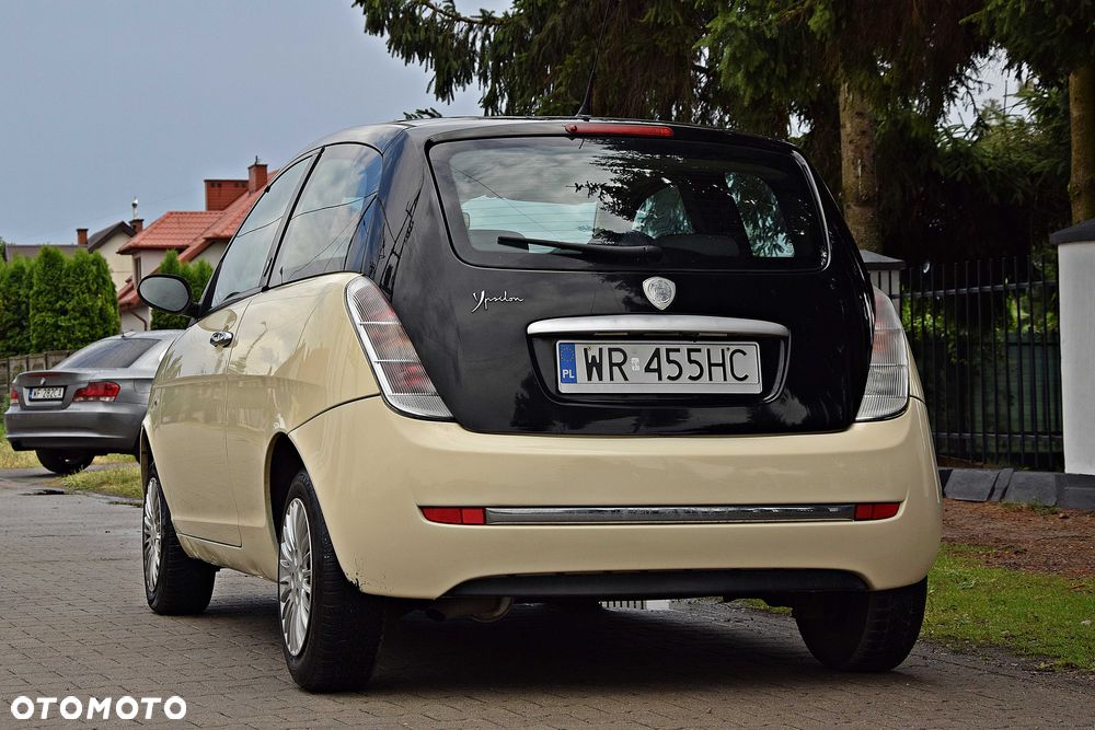 Lancia Ypsilon - 3