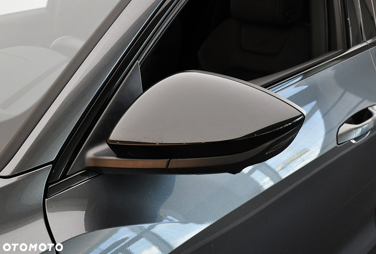 Audi e-tron - 10